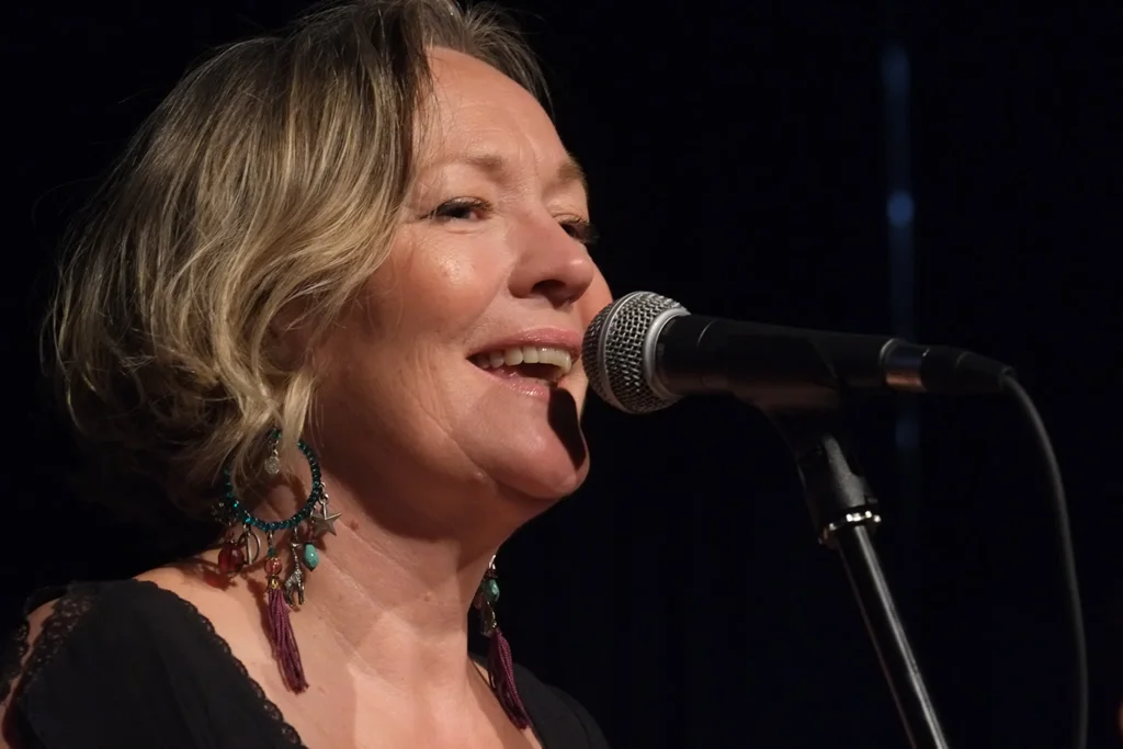 Liz Fletcher